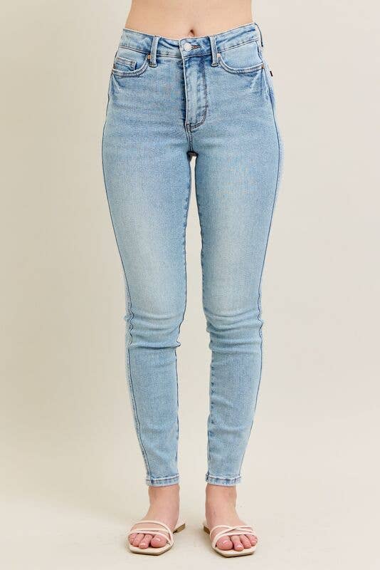 Judy Blue Mid Rise Tummy Control Vintage Wash Skinny